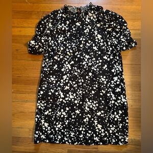 🎀Who What Wear | Puff Short Sleeve Ruffle Dress w/ Pockets